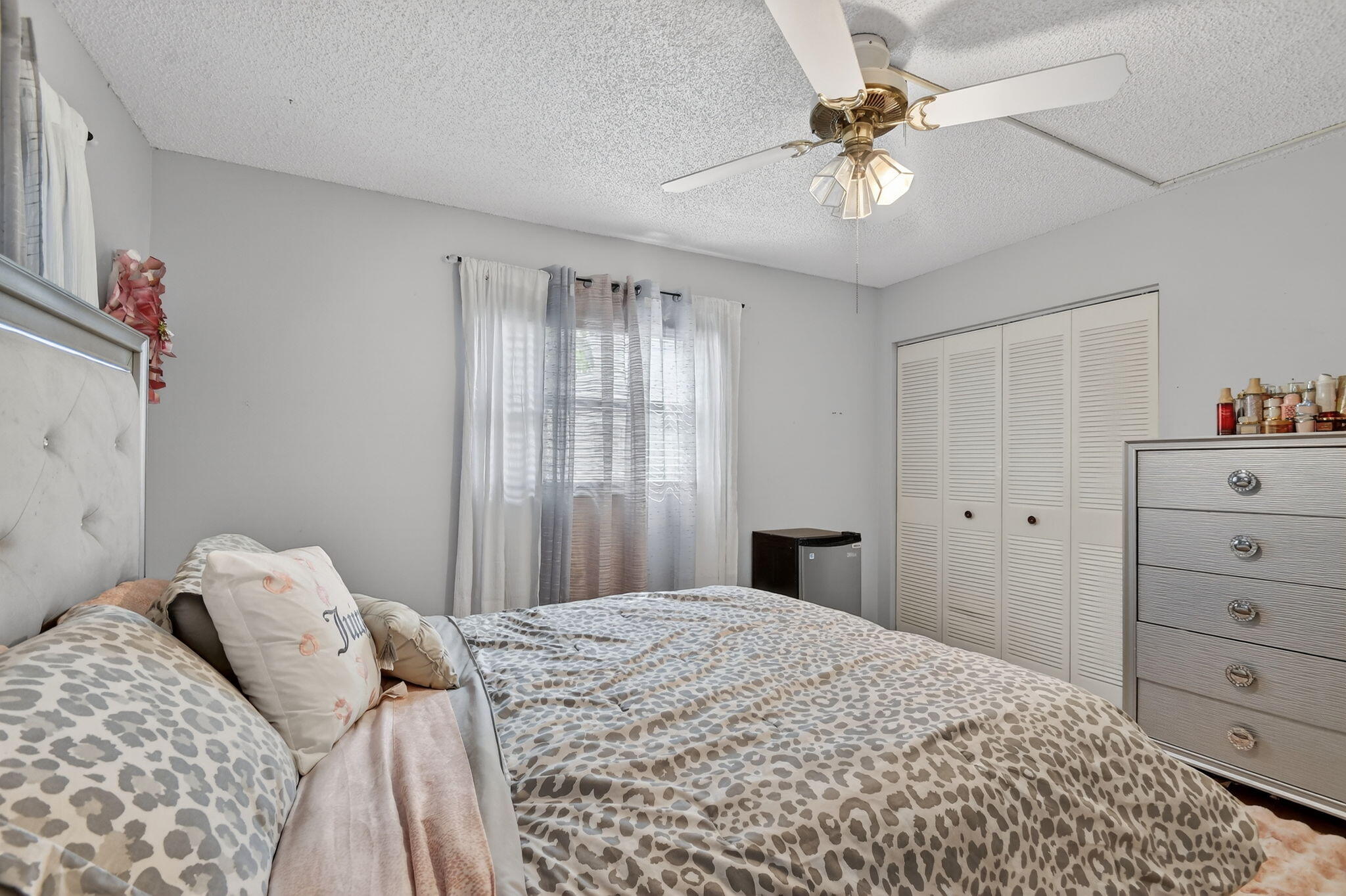 KINGS POINT BURGUNDY CONDOS - Residential