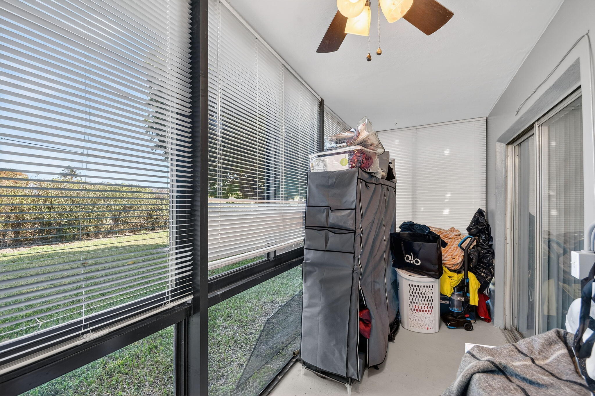 KINGS POINT BURGUNDY CONDOS - Residential