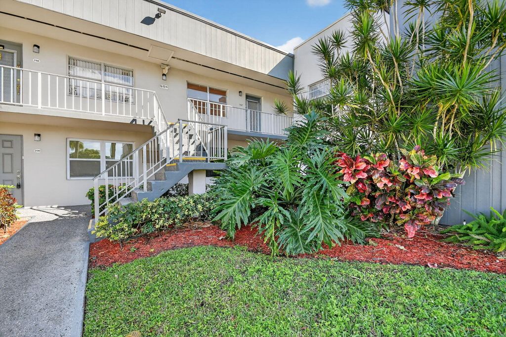 Photo of 743 Burgundy P, Delray Beach, FL 33484 (MLS # R11162697)