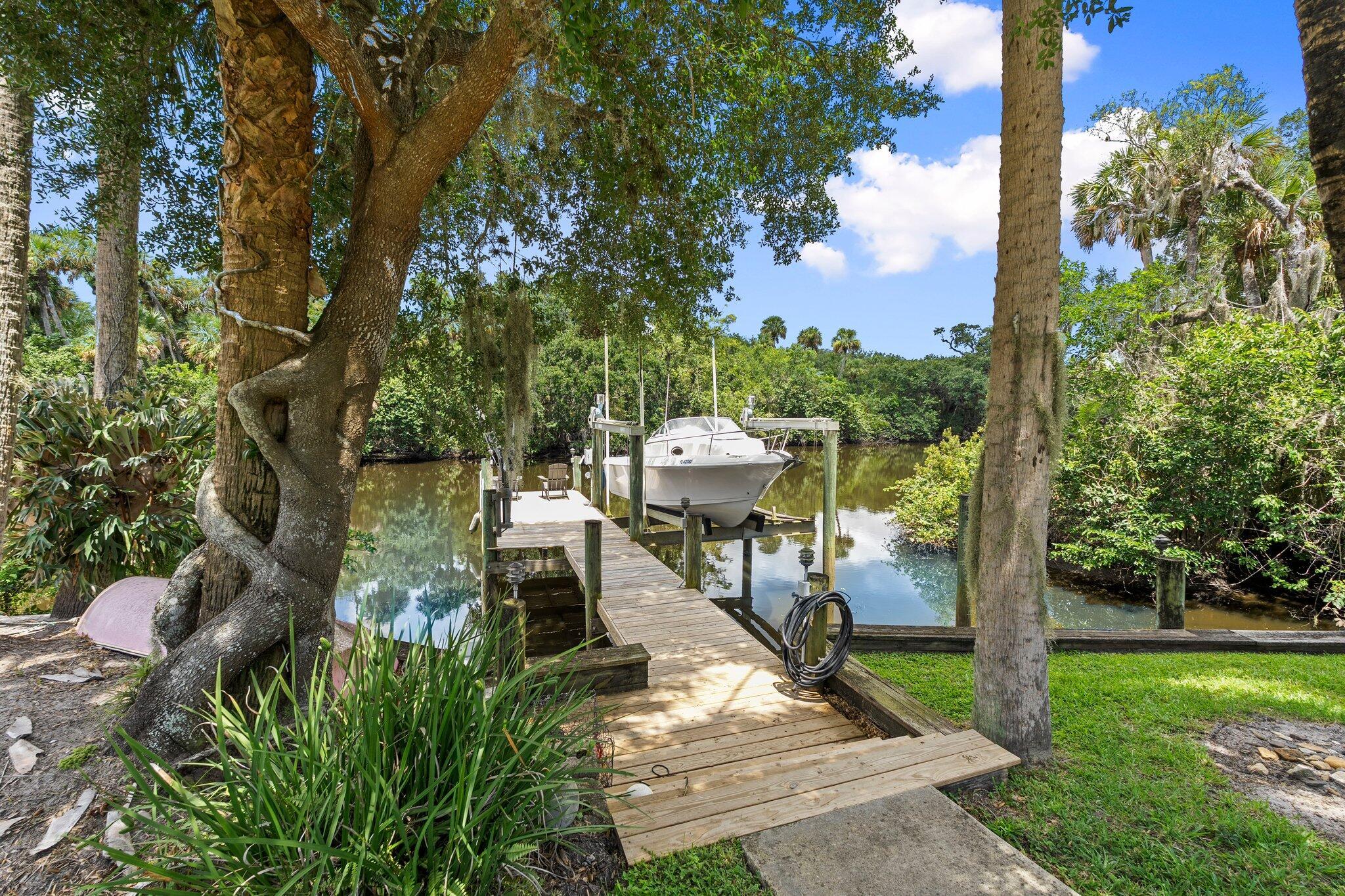 RIVERDALE YACHT CLUB ESTA - Residential