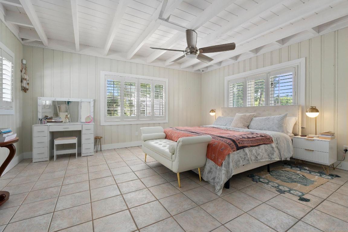 RIVERDALE YACHT CLUB ESTATES UNIT 2 - Residential