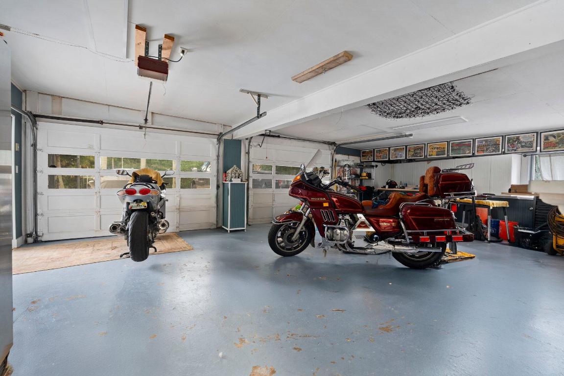 RIVERDALE YACHT CLUB ESTATES UNIT 2 - Residential