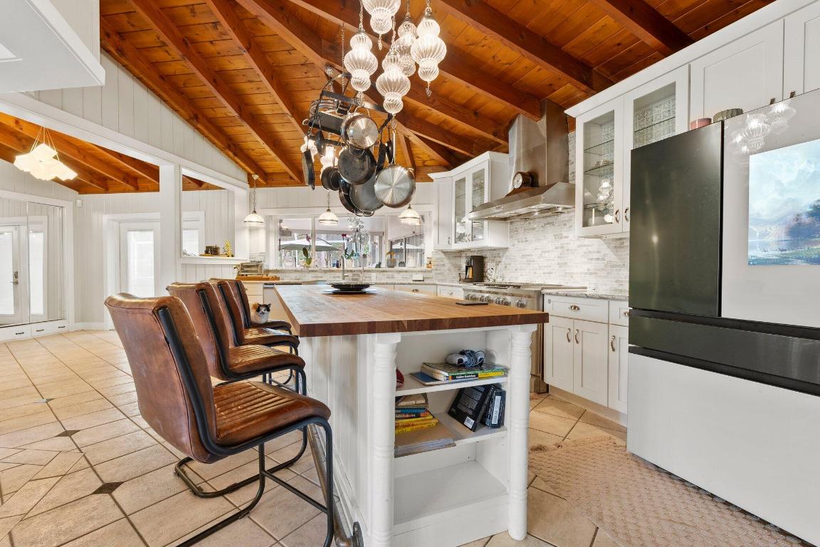 RIVERDALE YACHT CLUB ESTATES UNIT 2 - Residential