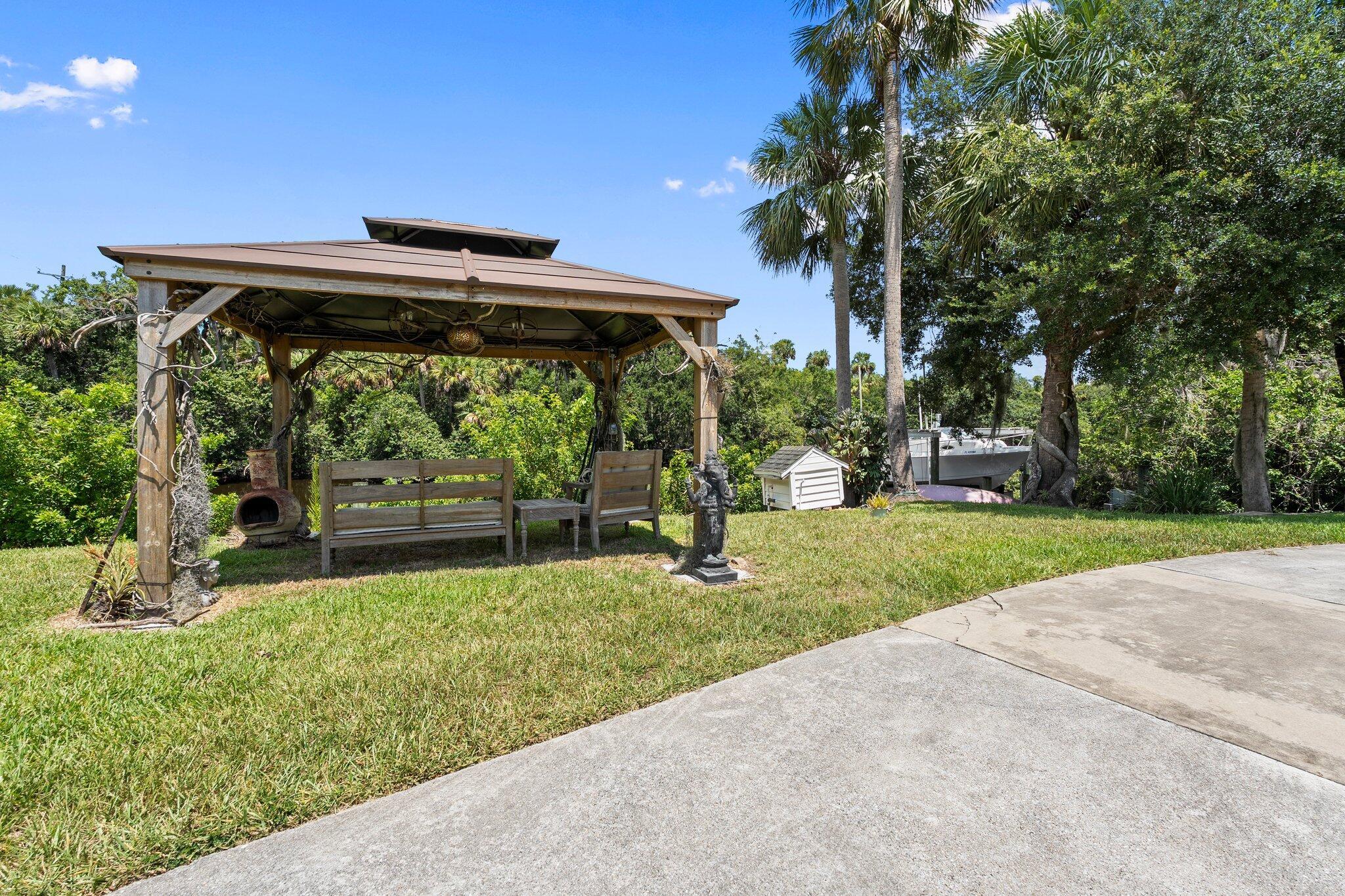 RIVERDALE YACHT CLUB ESTA - Residential