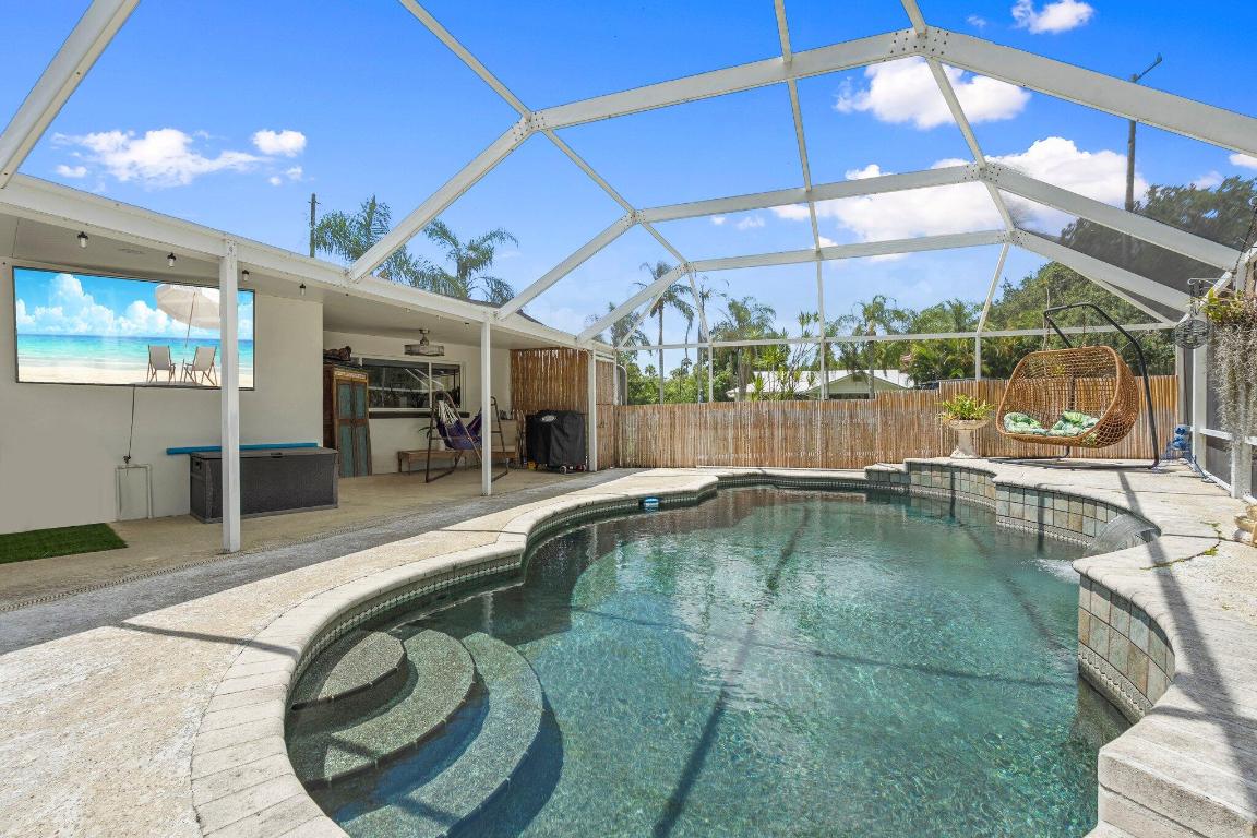 RIVERDALE YACHT CLUB ESTATES UNIT 2 - Residential