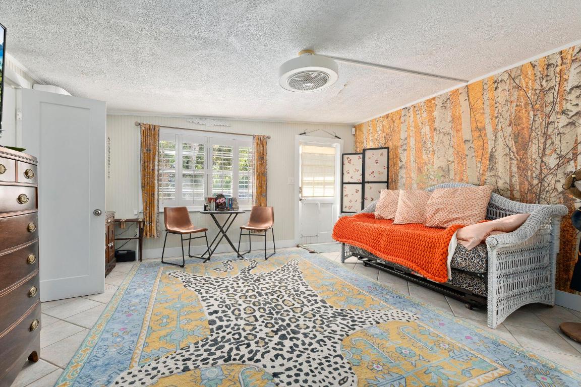 RIVERDALE YACHT CLUB ESTATES UNIT 2 - Residential