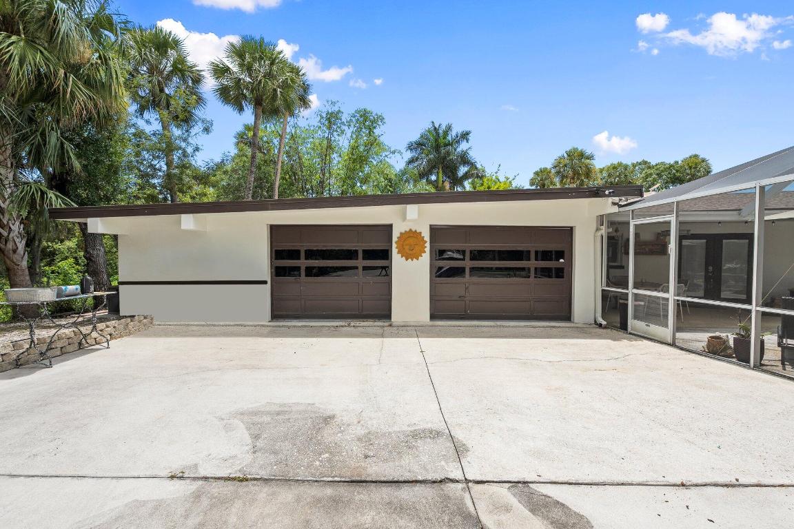 RIVERDALE YACHT CLUB ESTATES UNIT 2 - Residential