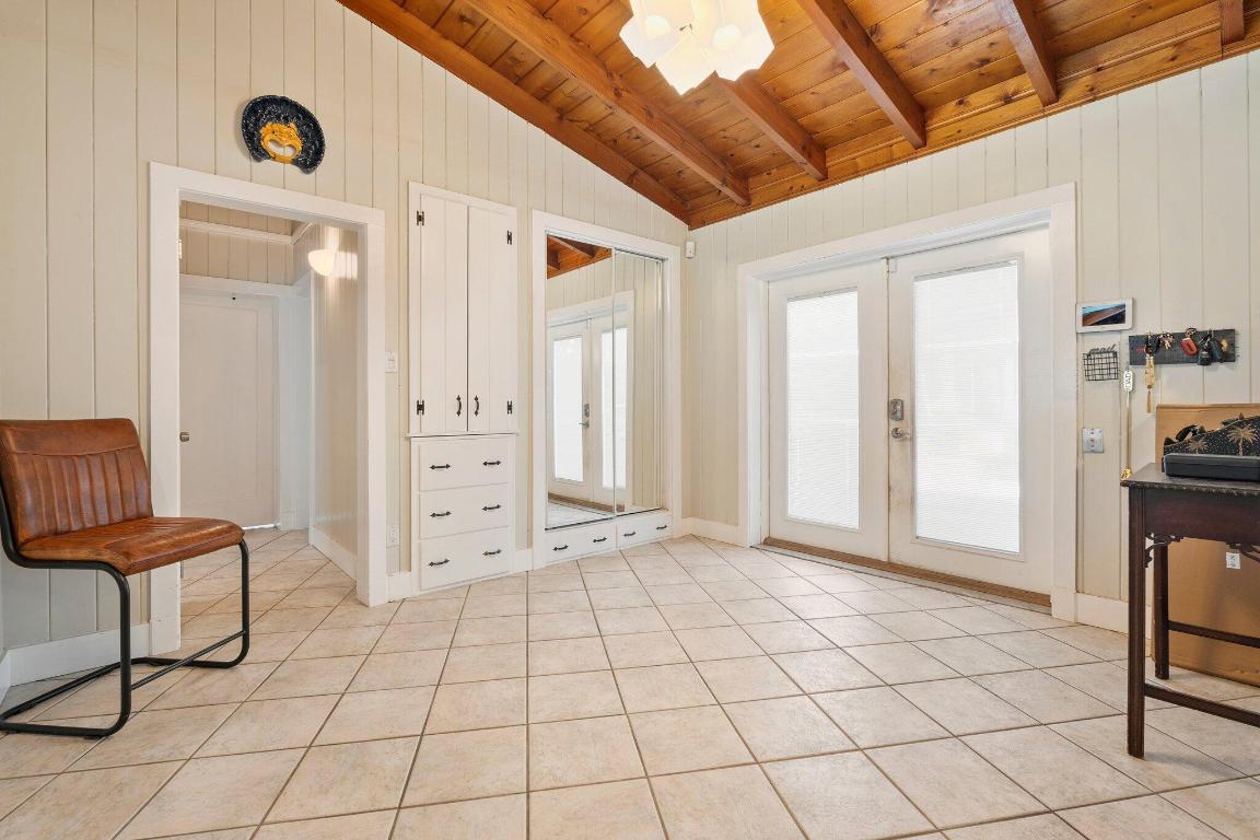 RIVERDALE YACHT CLUB ESTATES UNIT 2 - Residential