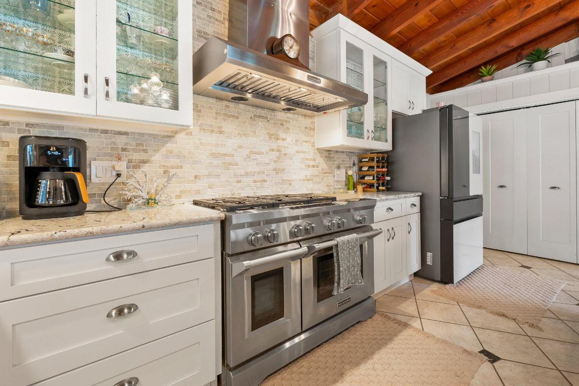 RIVERDALE YACHT CLUB ESTATES UNIT 2 - Residential