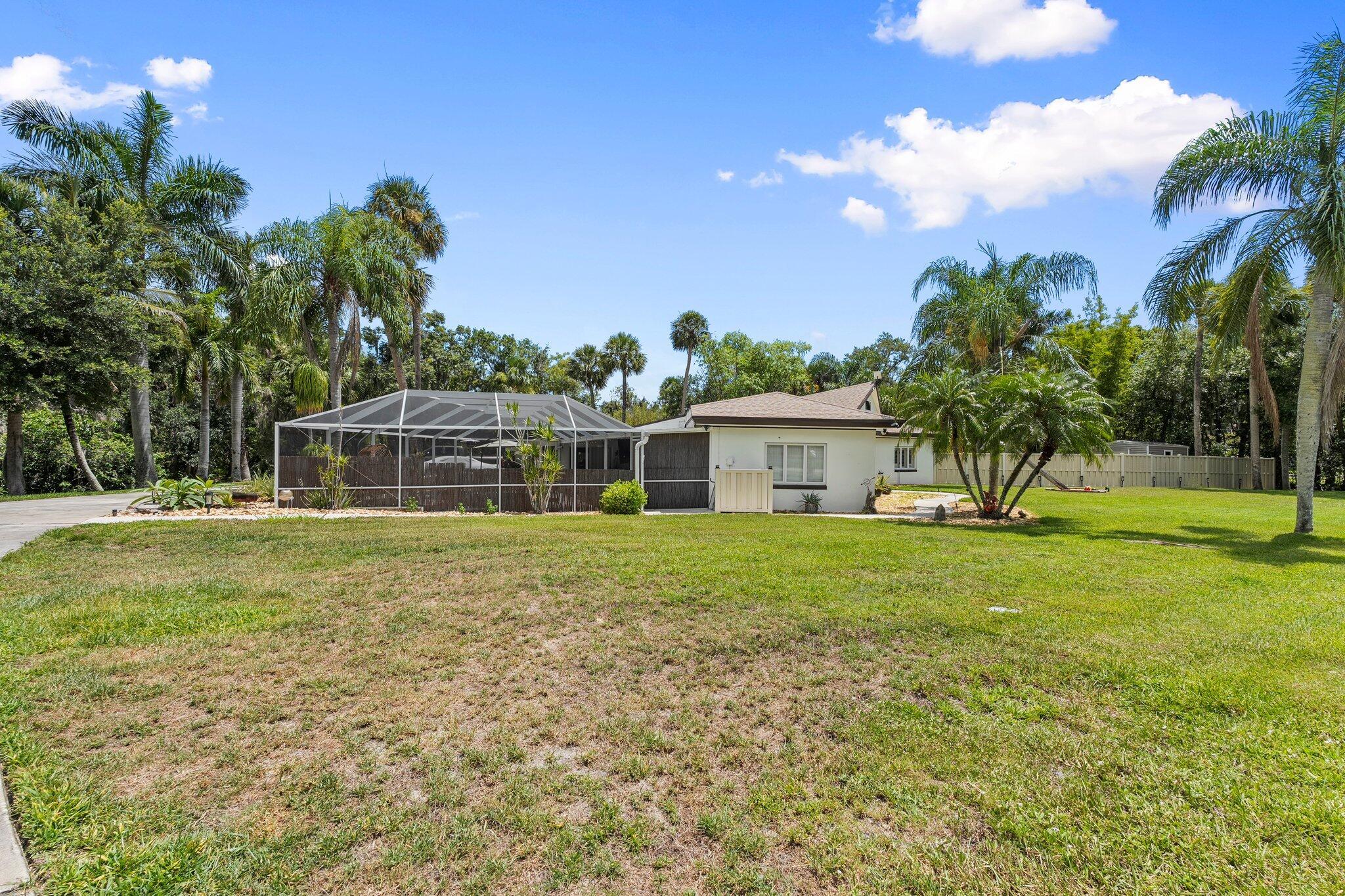 RIVERDALE YACHT CLUB ESTA - Residential