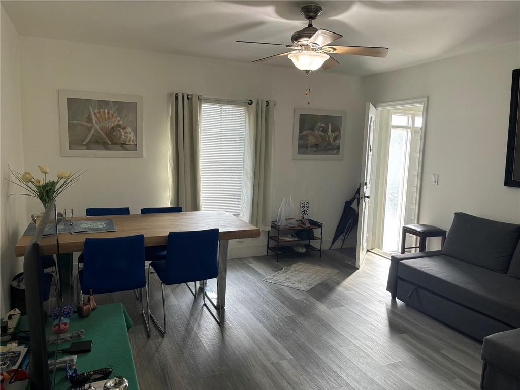 IMPERIAL POINT COLONNADES CONDO - Residential