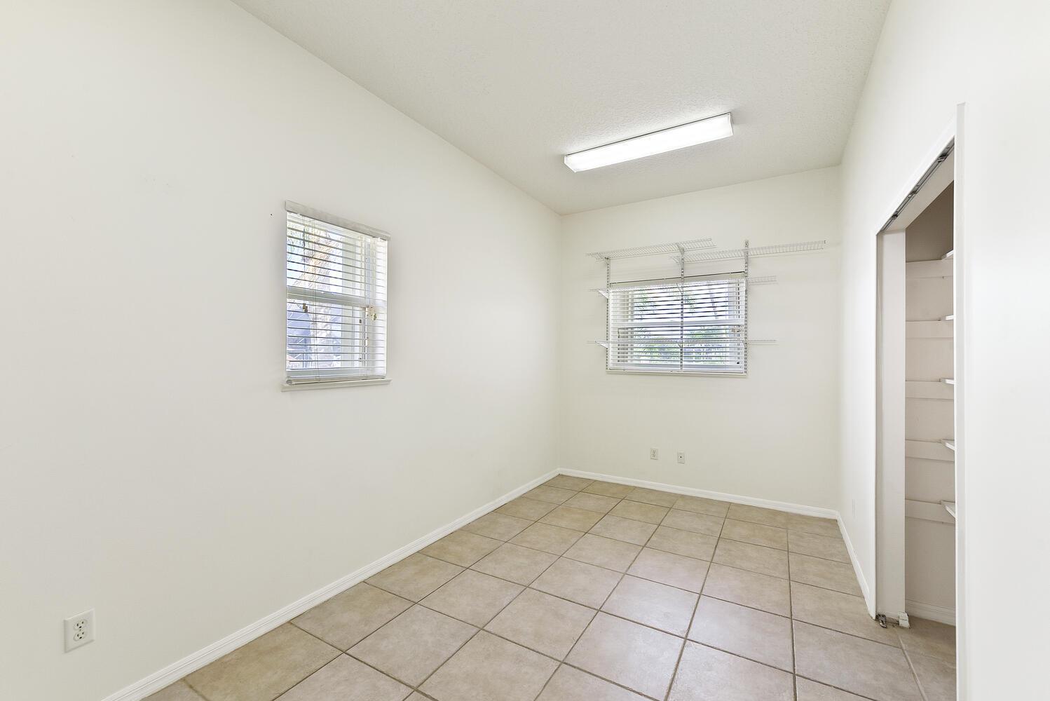 PORT ST LUCIE SECTION 18 - Residential