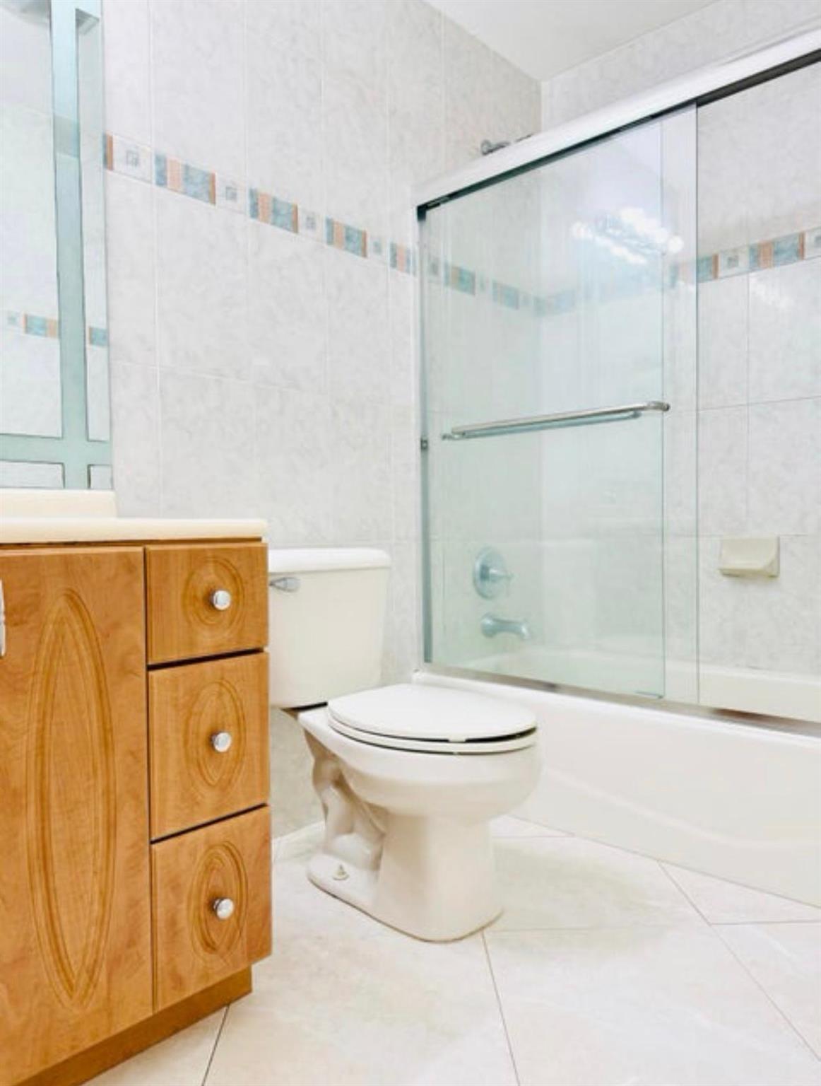 BAHAMA HEIGHTS 5 - Residential Lease