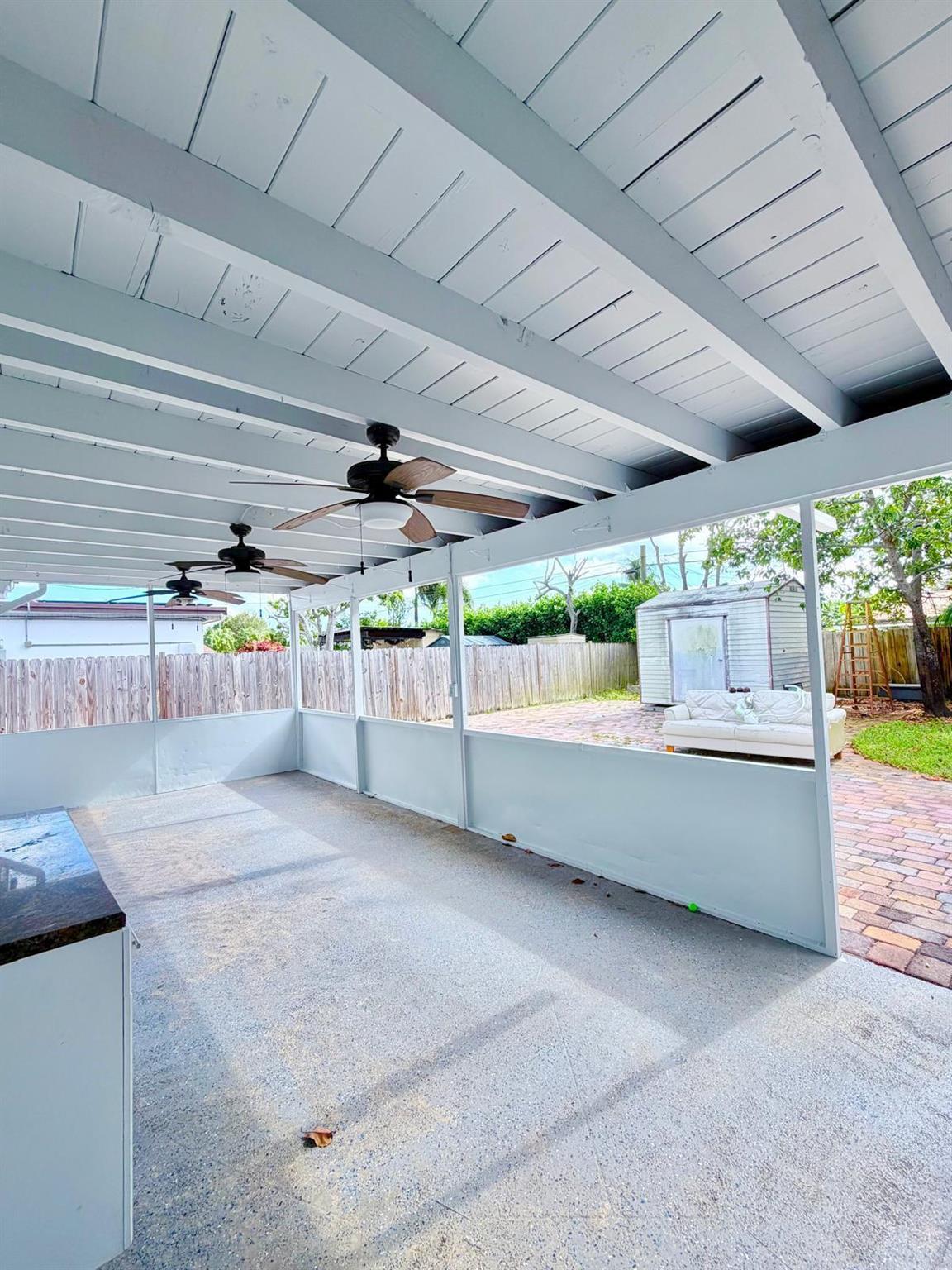 BAHAMA HEIGHTS 5 - Residential Lease