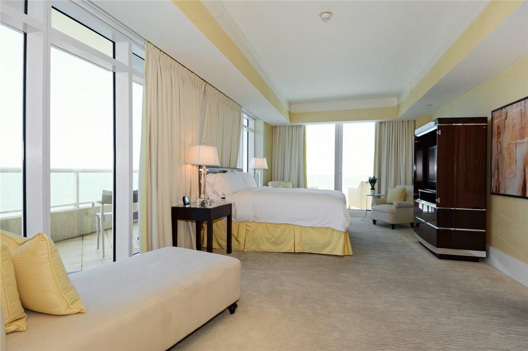 Ritz-Carlton - Residential