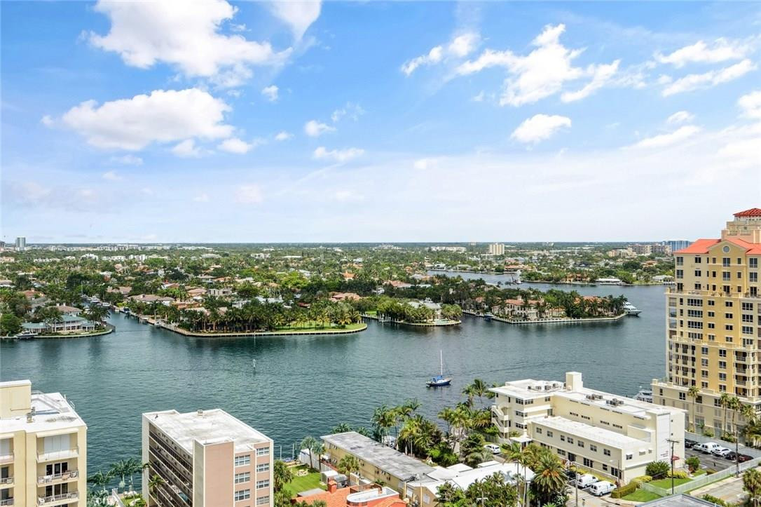 Ritz-Carlton - Residential