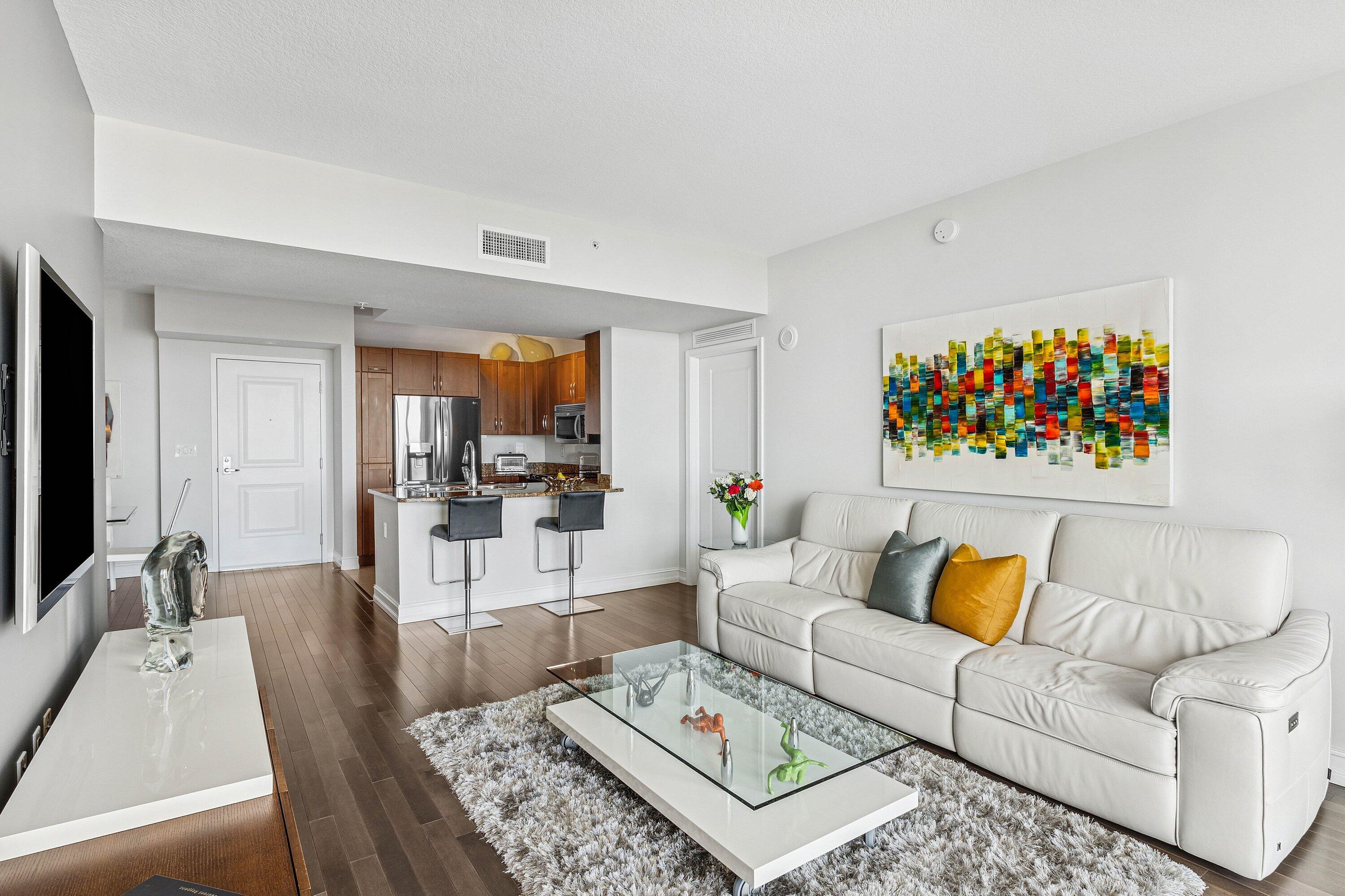 View photos, virtual tours, details... 450 N Federal Highway 1107