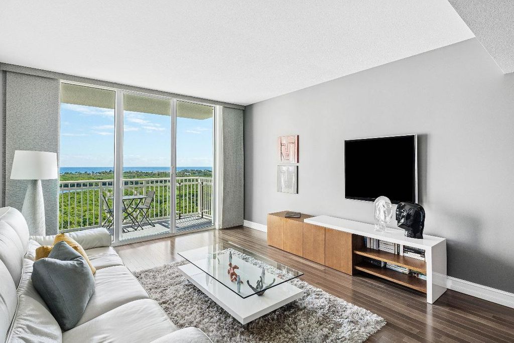 Photo of 450 N Federal Highway #1107, Boynton Beach, FL 33435 (MLS # R11155776)