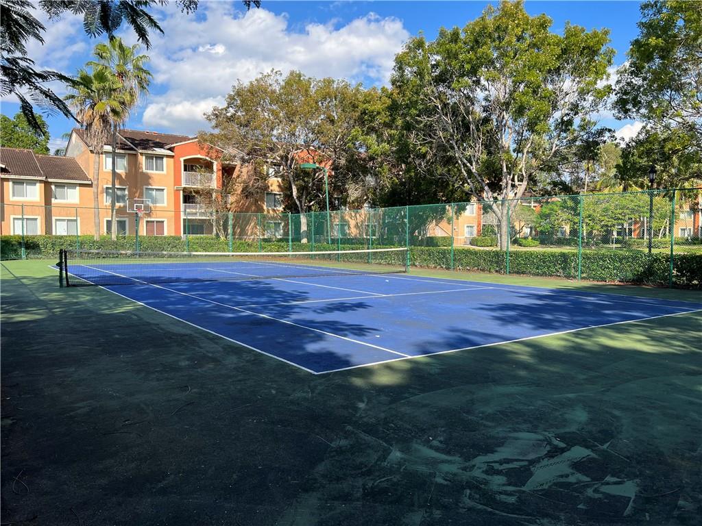 Riviera Palms - Residential