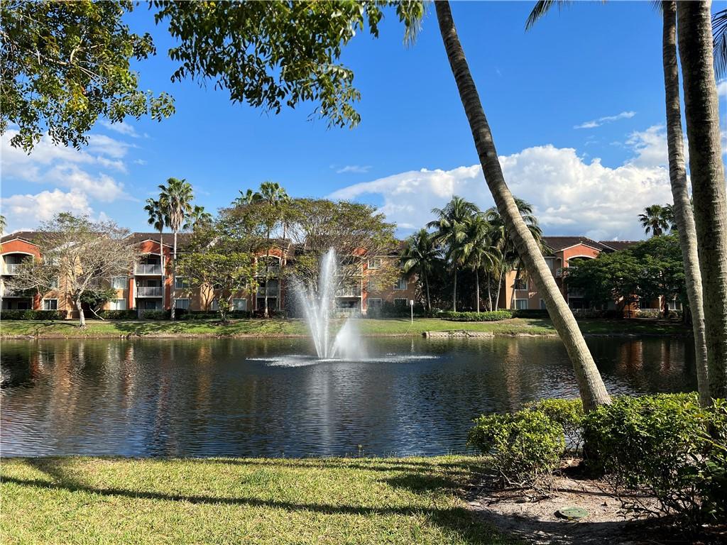 Riviera Palms - Residential