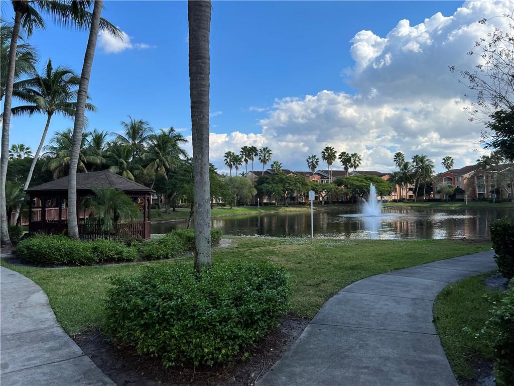 Riviera Palms - Residential