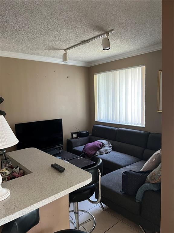 Riviera Palms - Residential