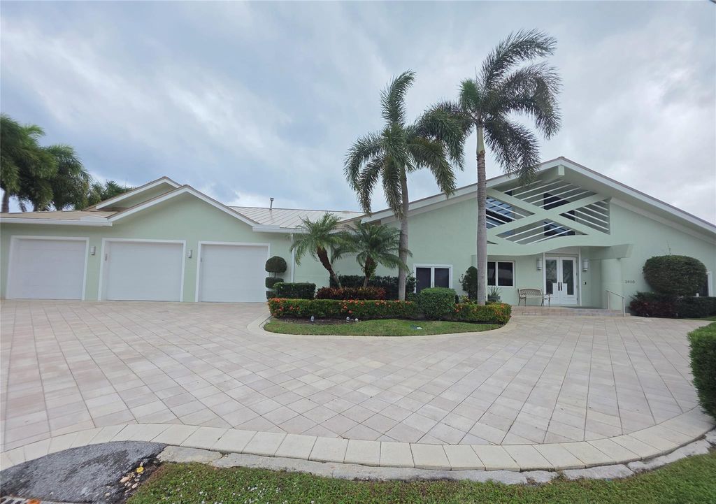 Photo of 2820 NE 44th St, Lighthouse Point, FL 33064 (MLS # F10538879)