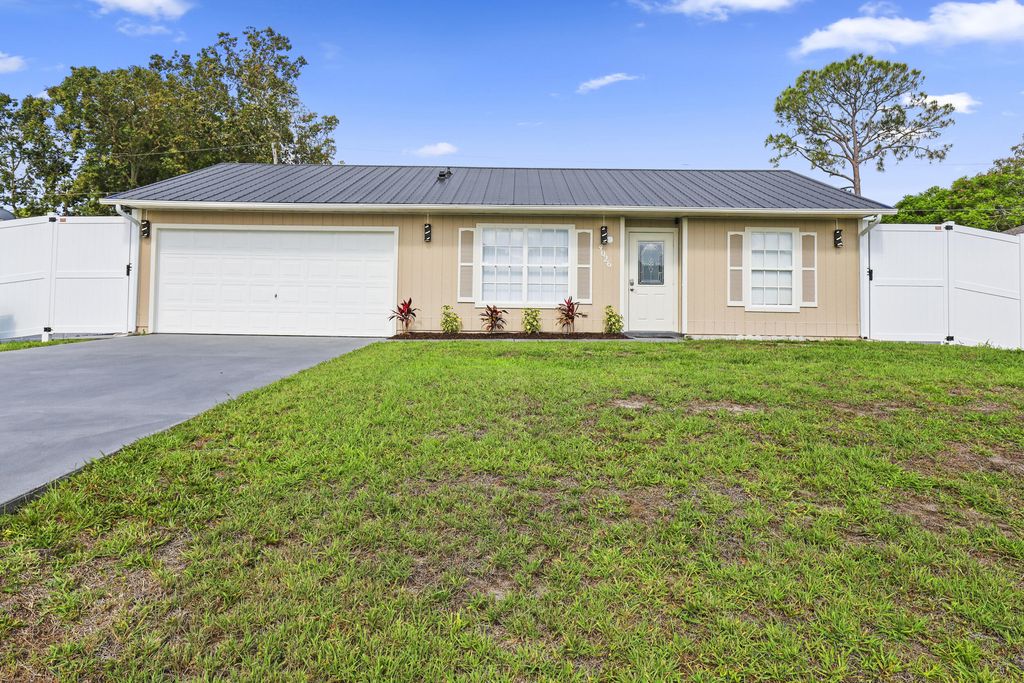 Photo of 4026 SW Kallen Street, Port Saint Lucie, FL 34953 (MLS # B26024769)