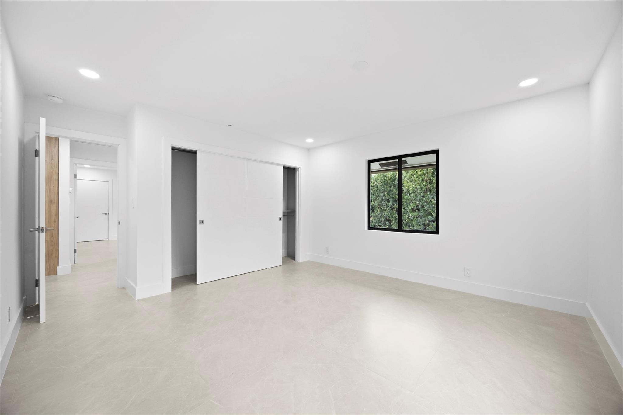 ESTANCIA IV OF VIA VERDE - Residential