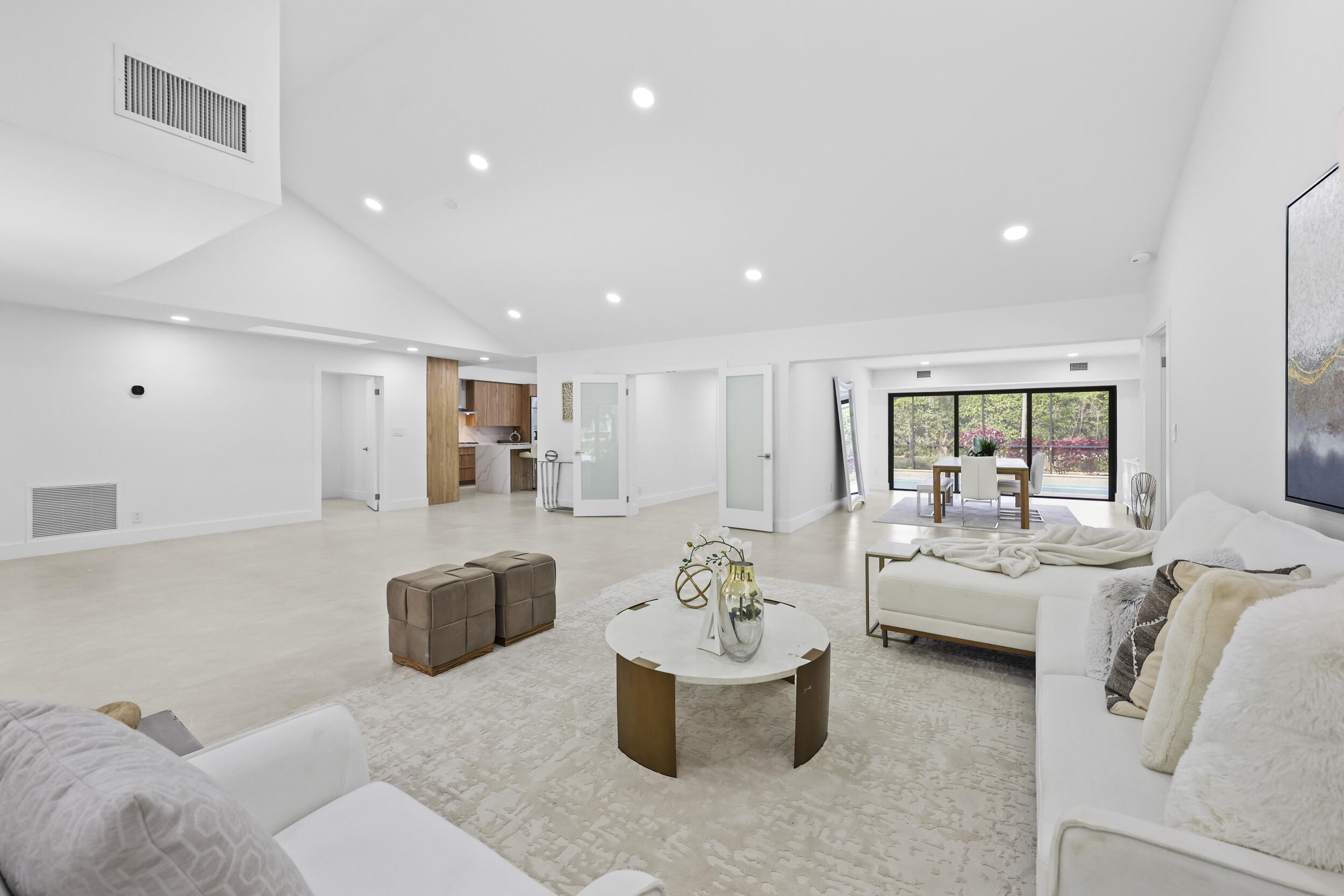 ESTANCIA IV OF VIA VERDE - Residential