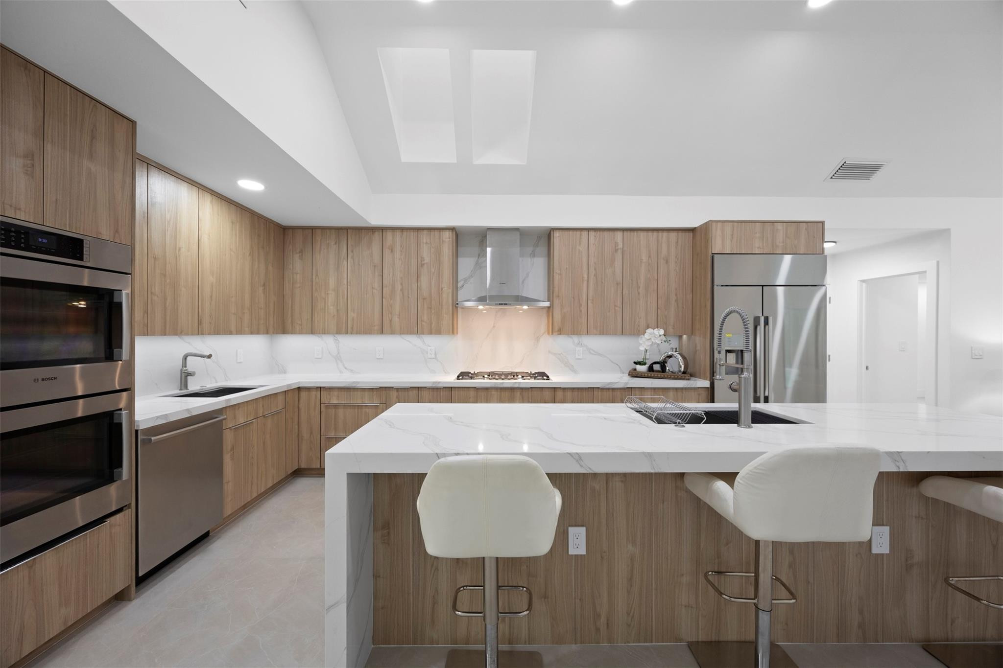 ESTANCIA IV OF VIA VERDE - Residential