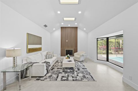 Tiny photo for 7571 Estrella Circle, Boca Raton, FL 33433 (MLS # B26025472)