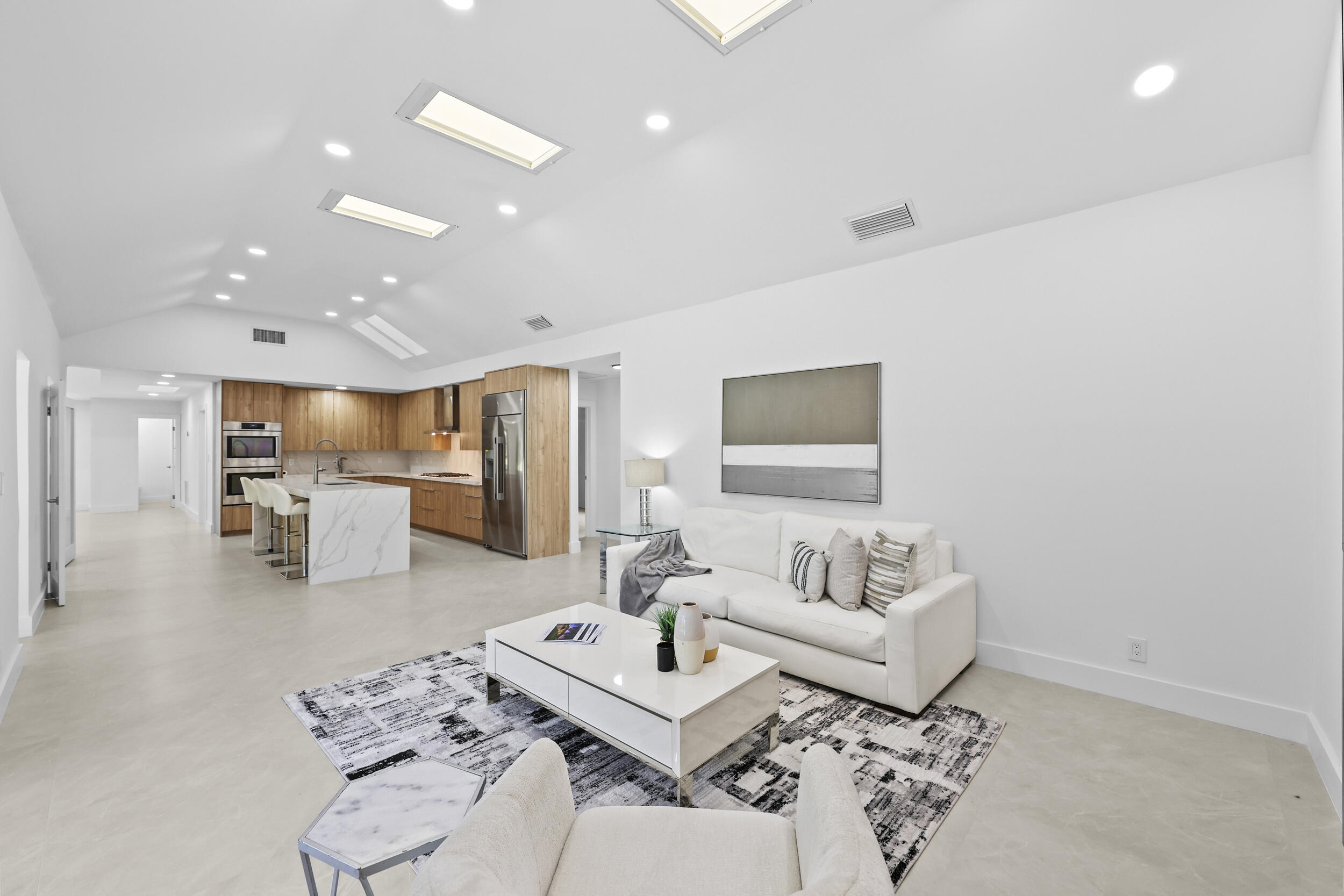 ESTANCIA IV OF VIA VERDE - Residential