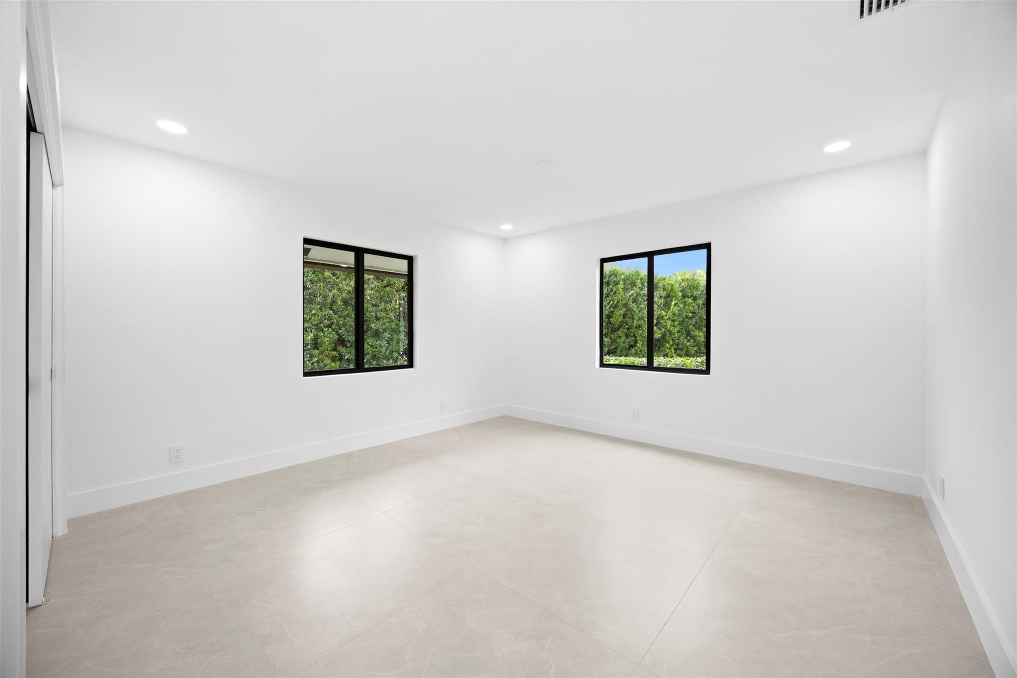 ESTANCIA IV OF VIA VERDE - Residential