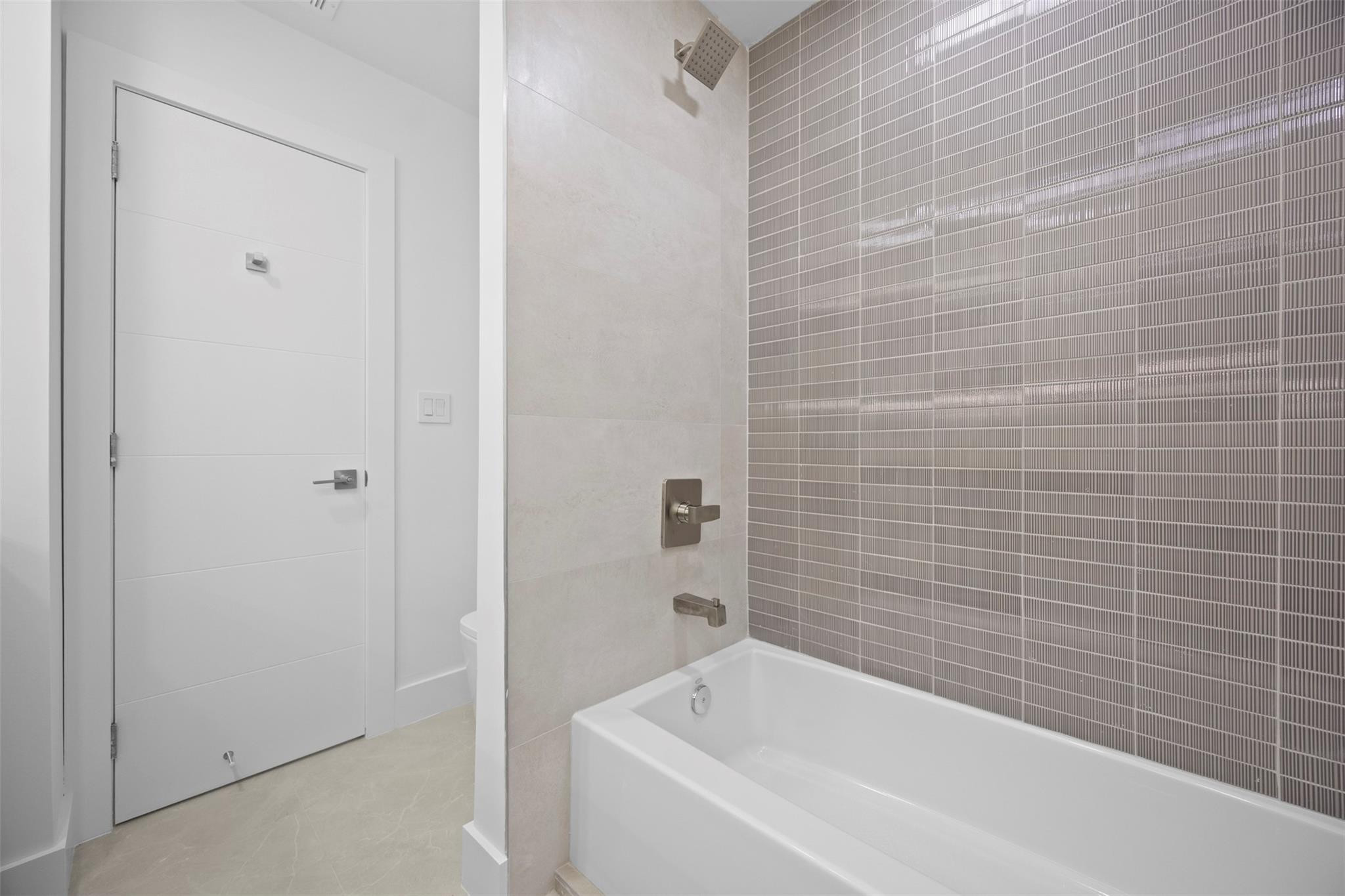 ESTANCIA IV OF VIA VERDE - Residential