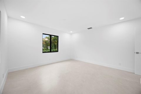 Tiny photo for 7571 Estrella Circle, Boca Raton, FL 33433 (MLS # B26025472)