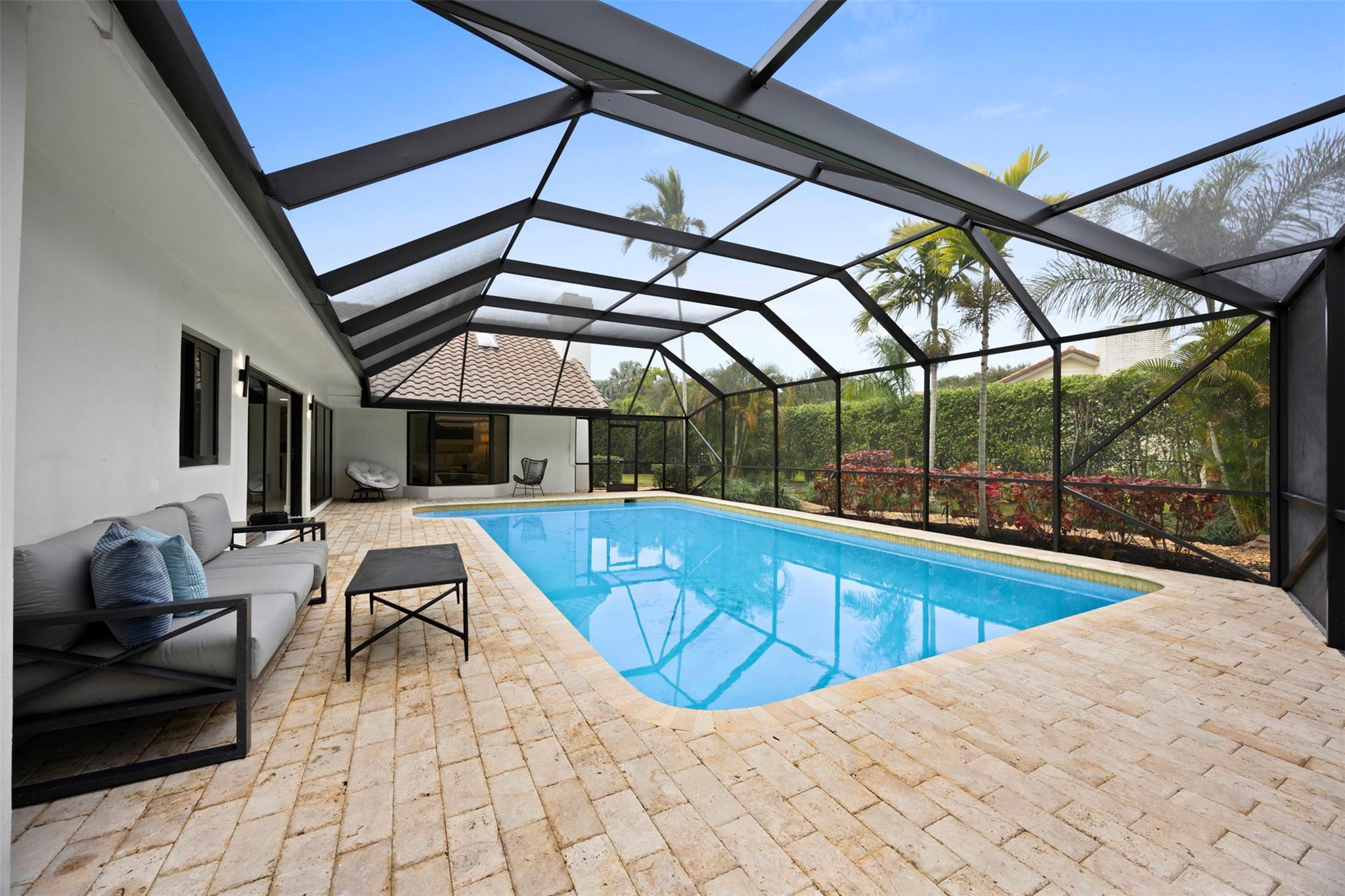 ESTANCIA IV OF VIA VERDE - Residential