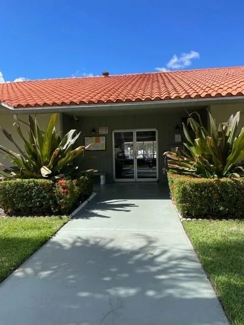 1830 N Lauderdale Ave Unit 4112, North Lauderdale, FL MLS: F10486056