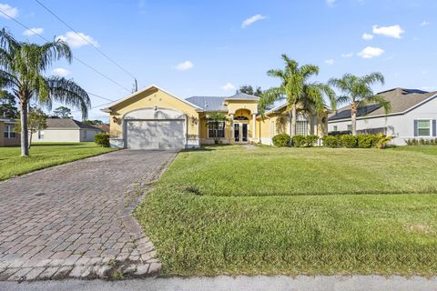 A home in Port St Lucie