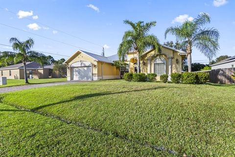 A home in Port St Lucie