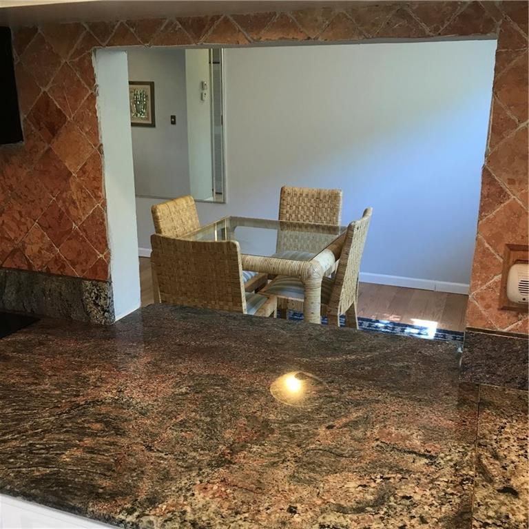GOLDEN LAKES VILLAGE COND - Residential