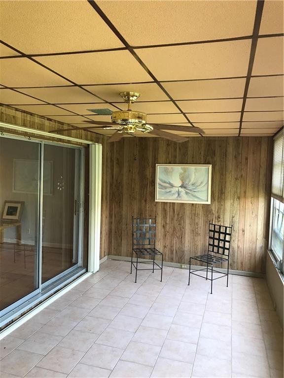 GOLDEN LAKES VILLAGE COND - Residential