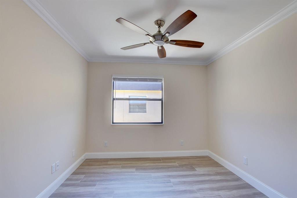 KINGS POINT CAPRI CONDOS - Residential Lease