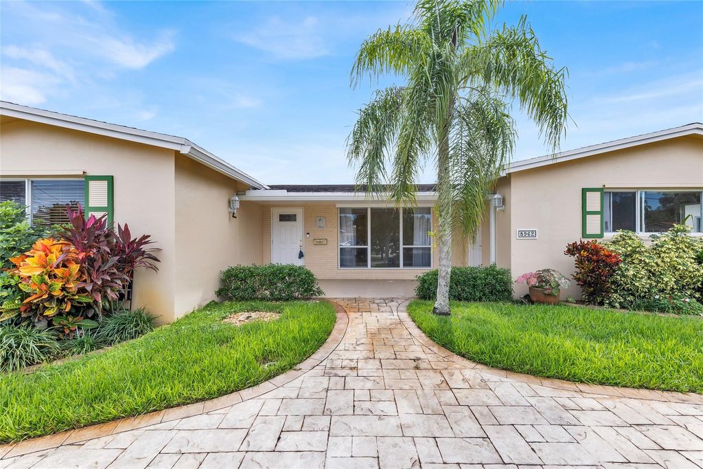 Photo of 8962 SW 52nd Place, Cooper City, FL 33328 (MLS # F10466338)