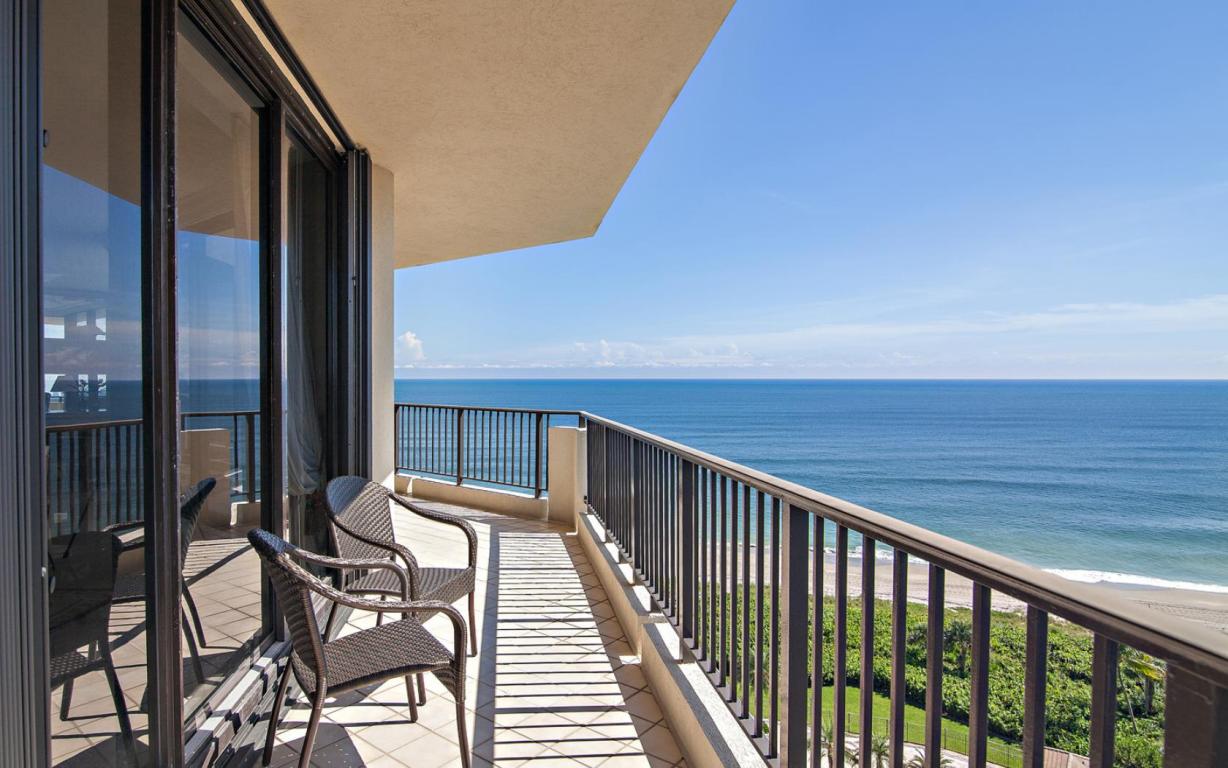 OCEANFRONT AT JUNO BEACH COND - Residential