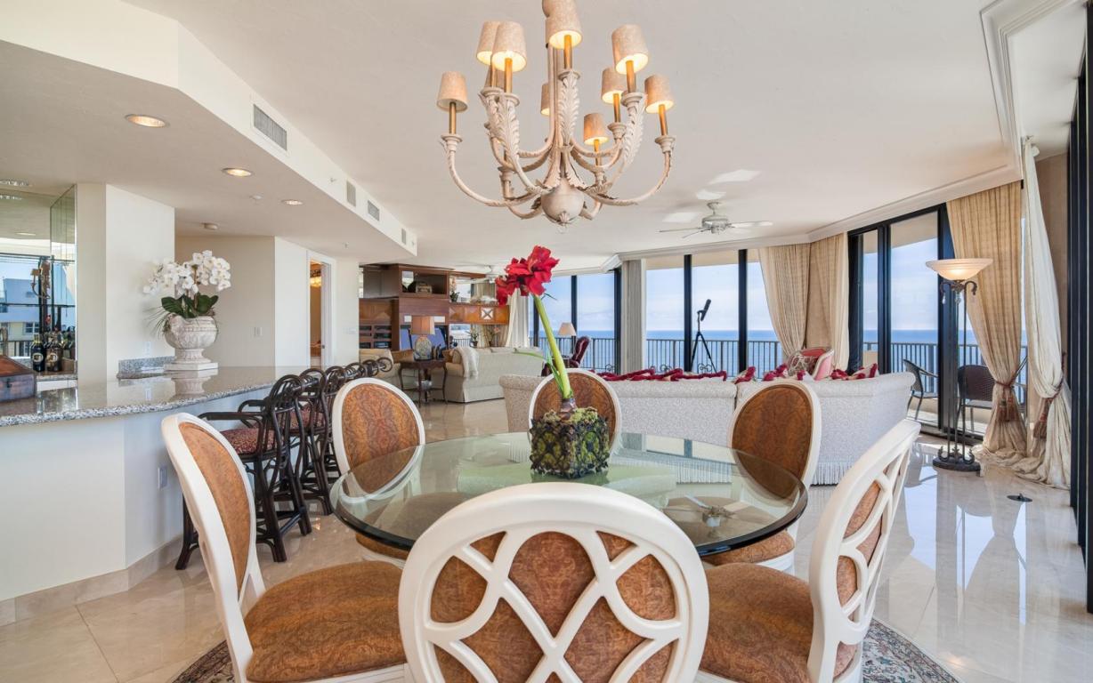 OCEANFRONT AT JUNO BEACH COND - Residential