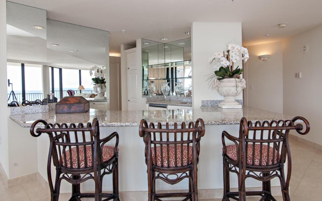 OCEANFRONT AT JUNO BEACH COND - Residential