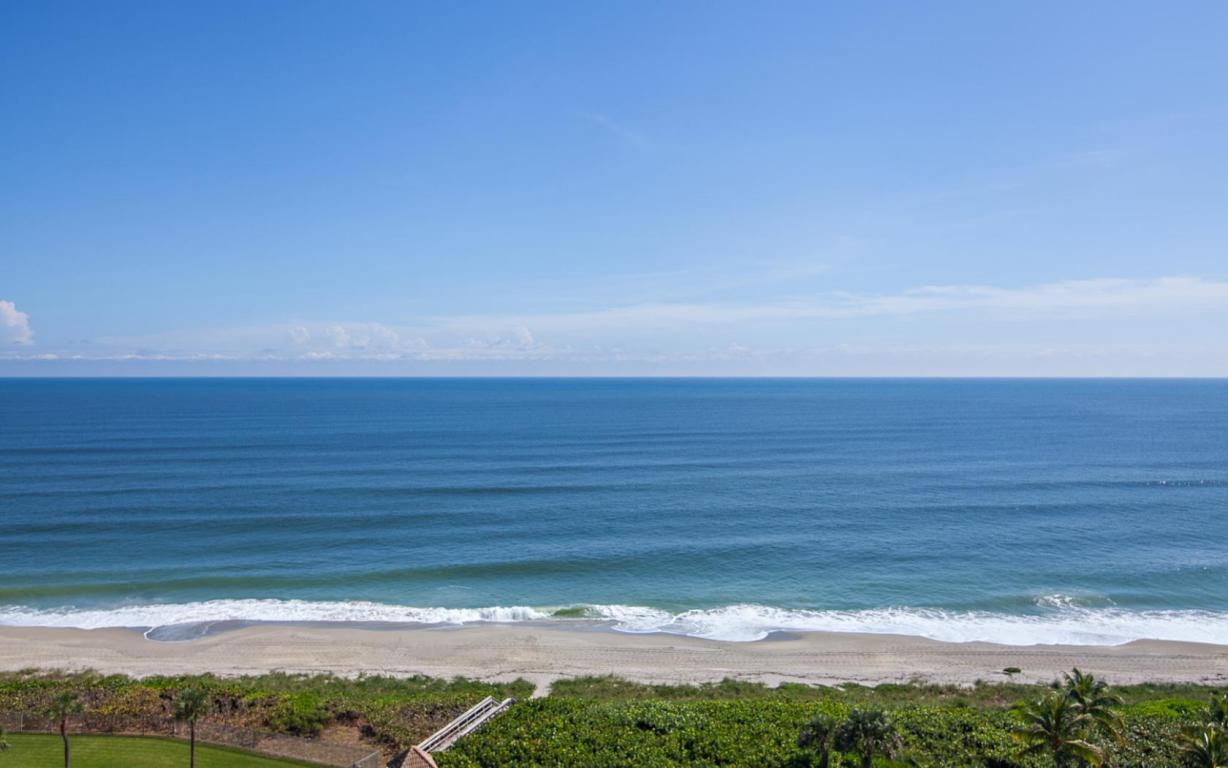 OCEANFRONT AT JUNO BEACH COND - Residential