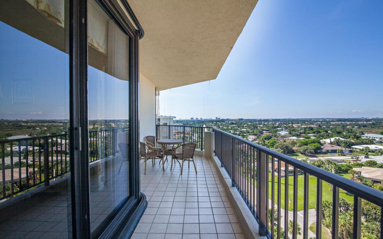 OCEANFRONT AT JUNO BEACH COND - Residential