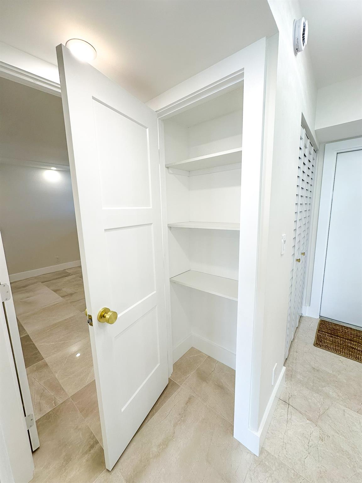 Coral Towers Condo - Residential Lease